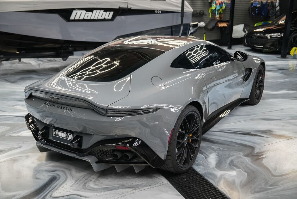 2023 Aston Martin Vantage V8 Coupe RWD photo 11