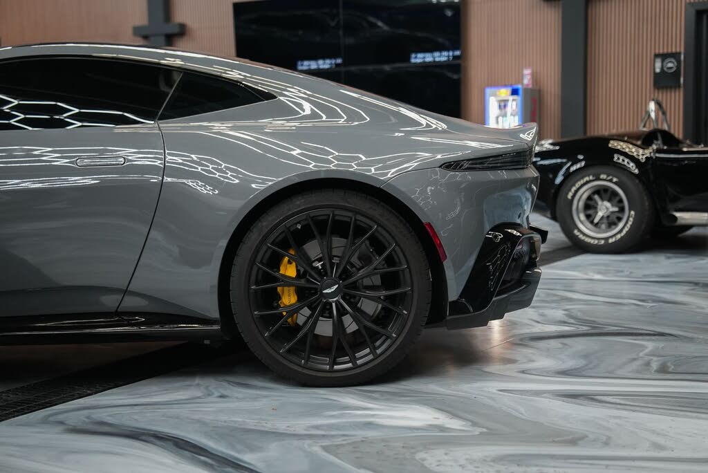 2023 Aston Martin Vantage V8 Coupe RWD photo 20
