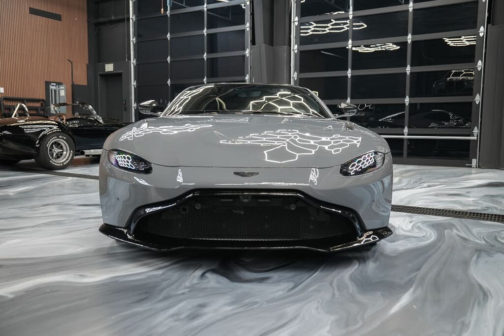 2023 Aston Martin Vantage V8 Coupe RWD photo 3
