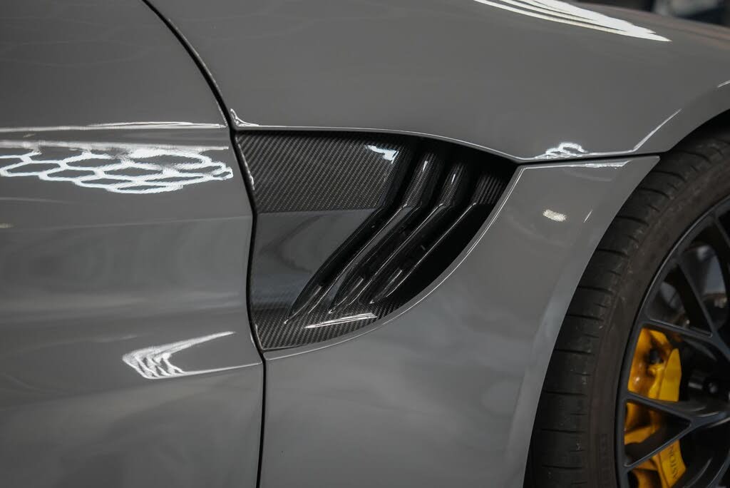 2023 Aston Martin Vantage V8 Coupe RWD photo 9