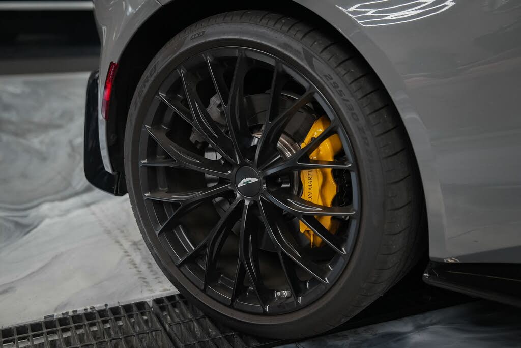 2023 Aston Martin Vantage V8 Coupe RWD photo 10