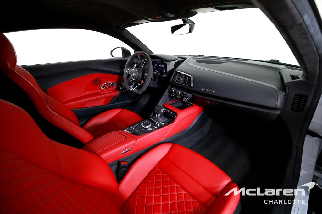 2021 Audi R8 quattro V10 Performance Coupe AWD photo 20 of 24