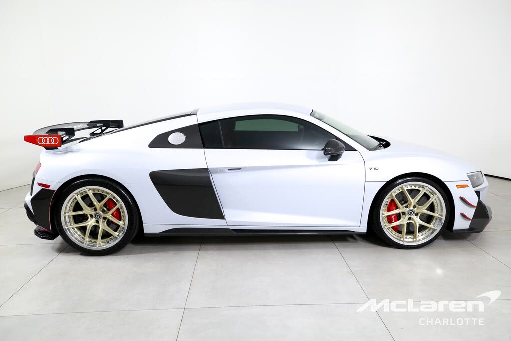 2021 Audi R8 quattro V10 Performance Coupe AWD photo 9 of 24