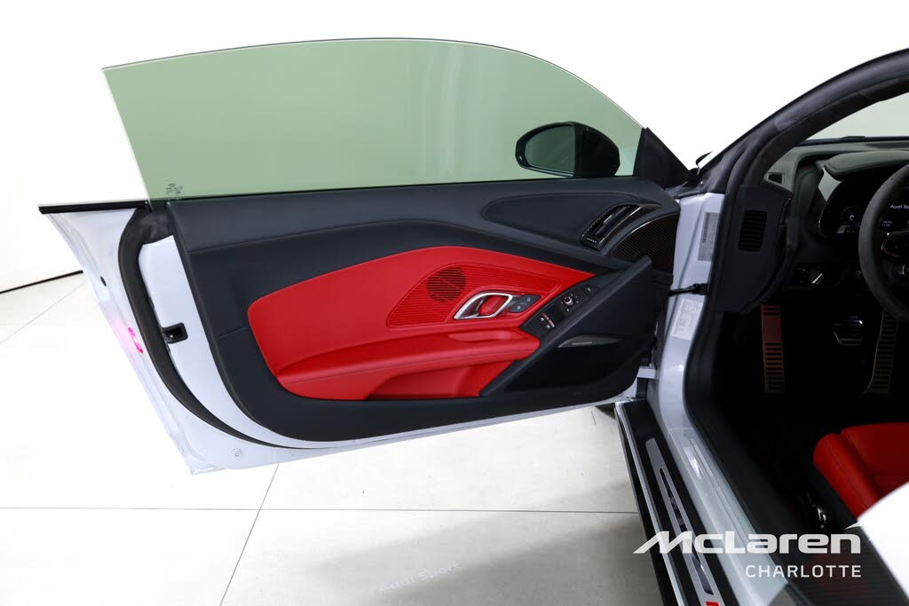 2021 Audi R8 quattro V10 Performance Coupe AWD photo 10 of 24