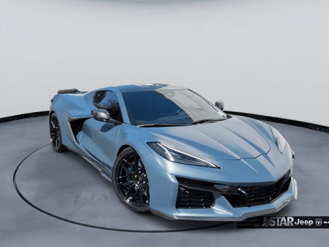 2025 Chevrolet Corvette Z06 1LZ Coupe RWD photo 3