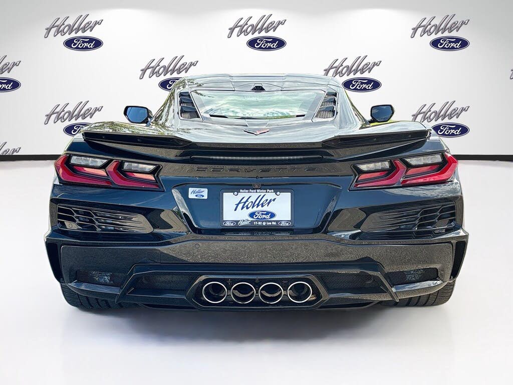 2025 Chevrolet Corvette Z06 1LZ Coupe RWD photo 7