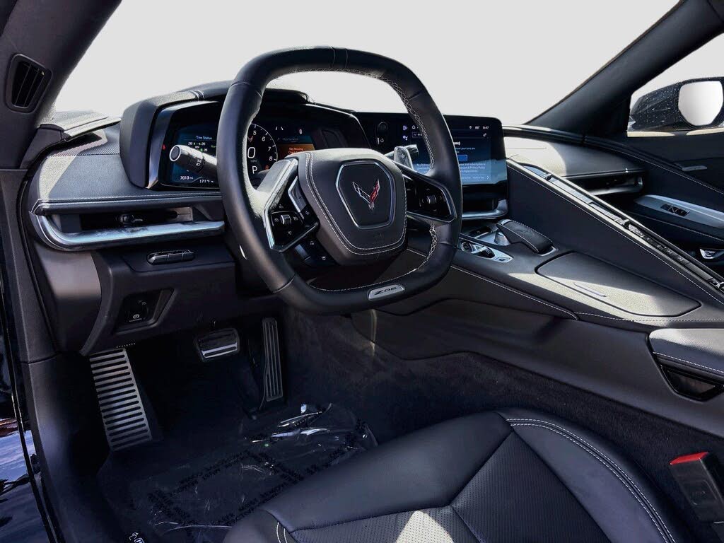 2025 Chevrolet Corvette Z06 1LZ Coupe RWD photo 10