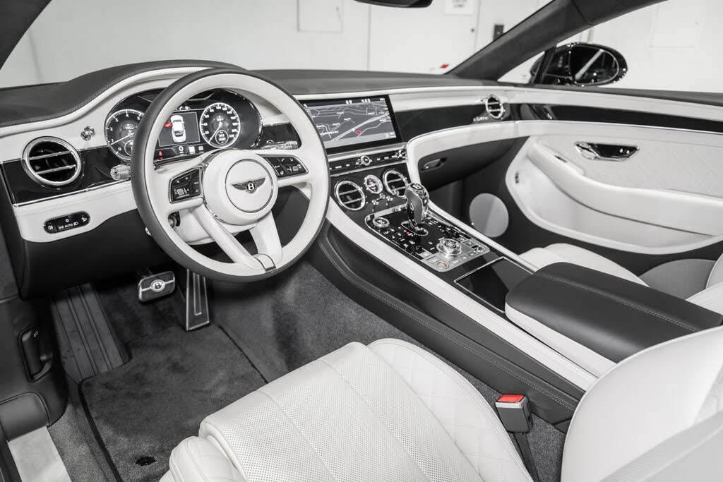 2023 Bentley Continental GT Azure V8 AWD photo 19