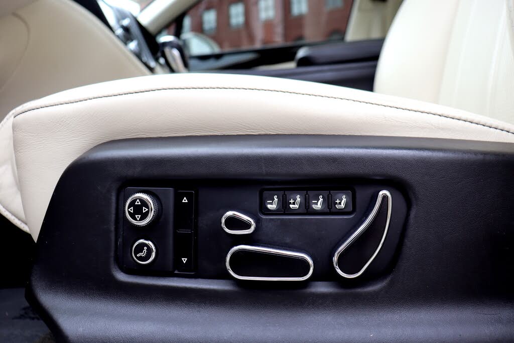 2019 Bentley Bentayga V8 AWD photo 14