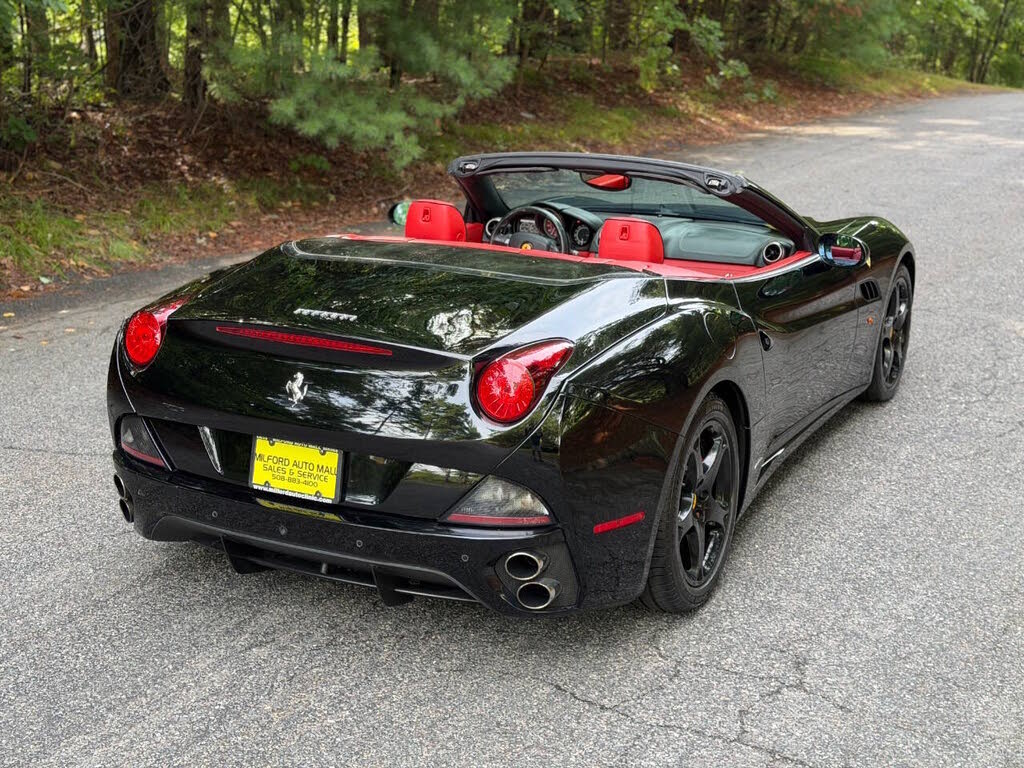 2010 Ferrari California GT Convertible photo 12