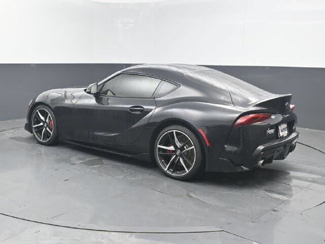 2021 Toyota Supra 3.0 RWD photo 3 of 24