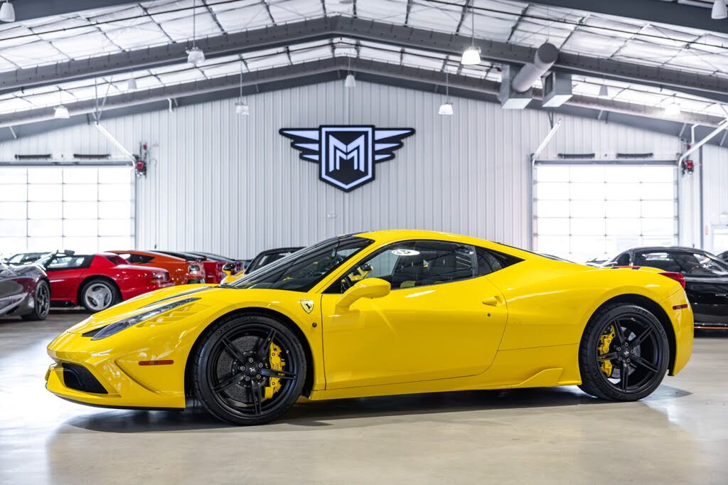2015 Ferrari 458 Speciale Coupe RWD