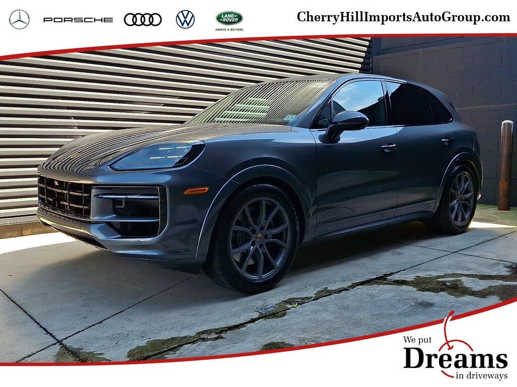 2025 Porsche Cayenne GTS AWD