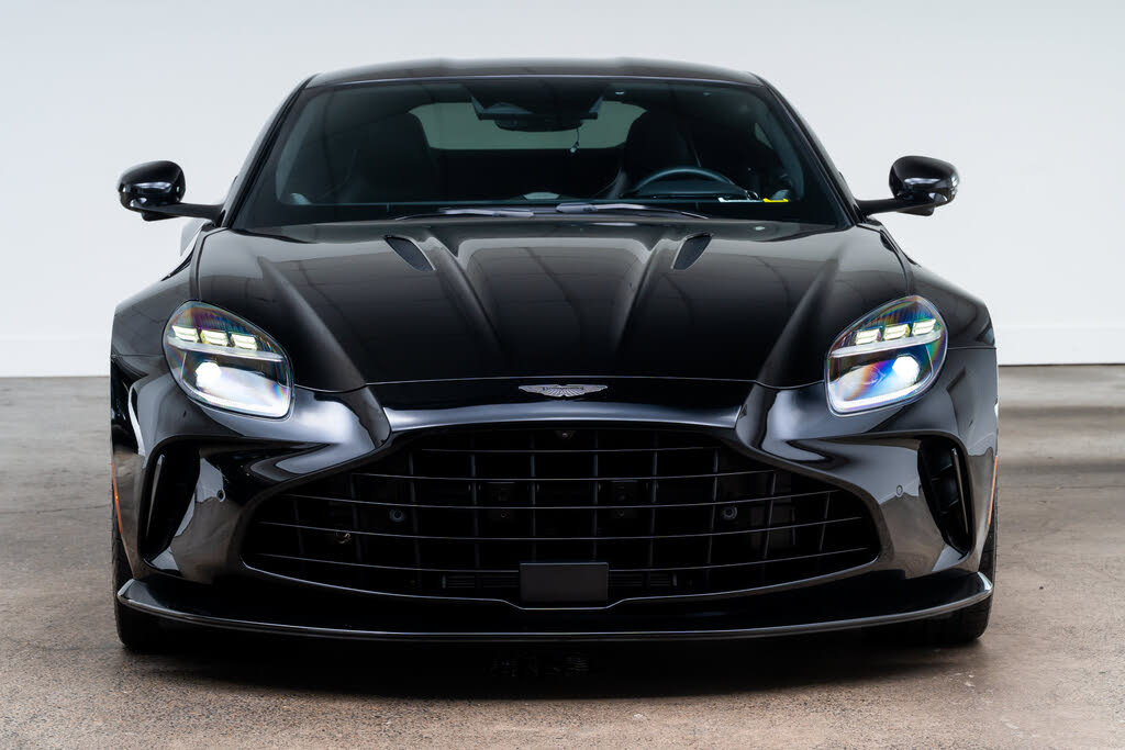 2025 Aston Martin Vantage Coupe RWD photo 3