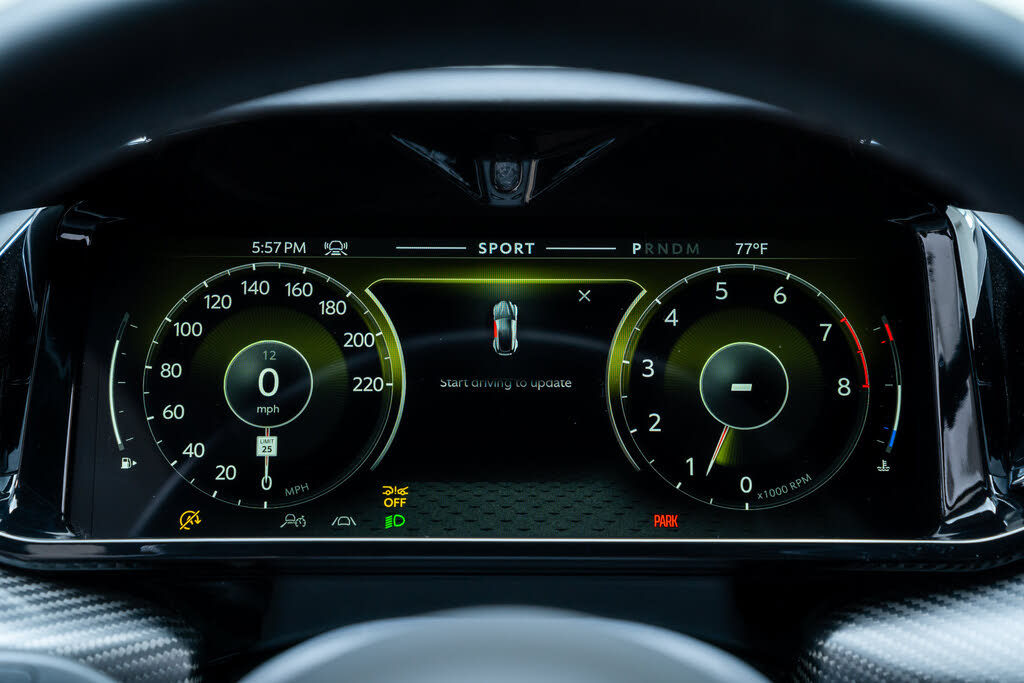 2025 Aston Martin Vantage Coupe RWD photo 22
