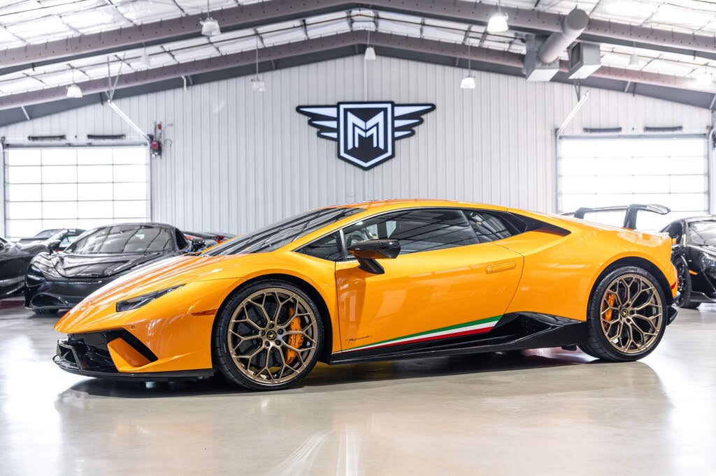 2018 Lamborghini Huracan LP 640-4 Performante Coupe AWD