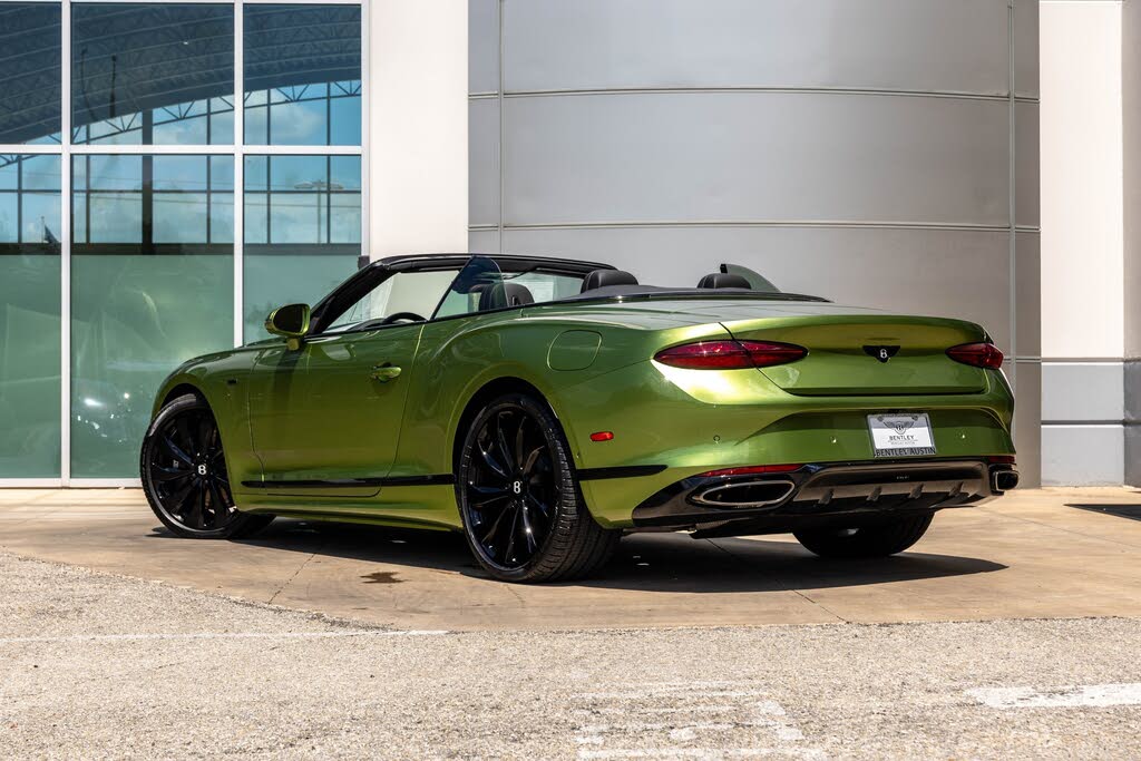 2025 Bentley Continental GTC Black Edition AWD photo 12