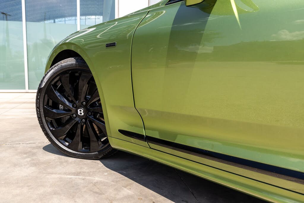2025 Bentley Continental GTC Black Edition AWD photo 14