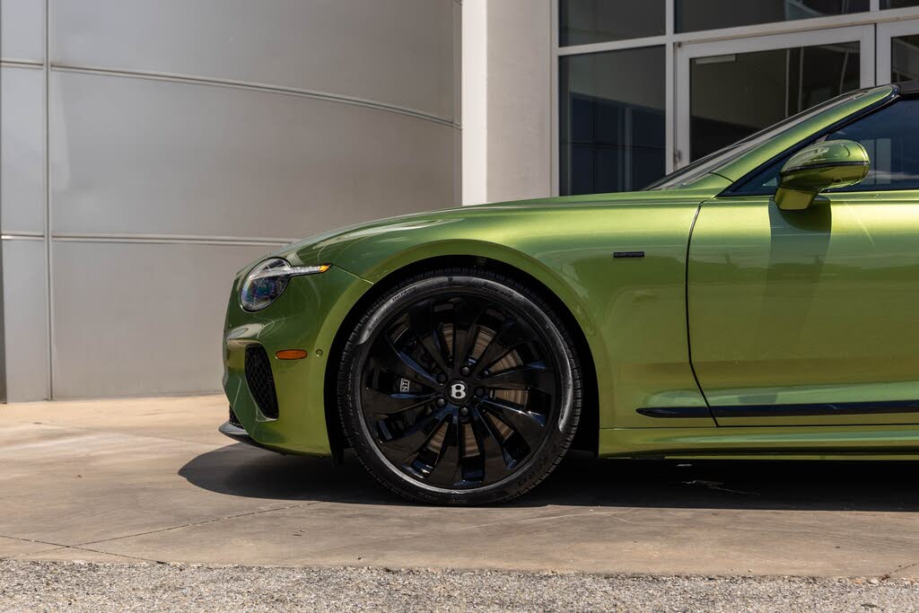 2025 Bentley Continental GTC Black Edition AWD photo 18