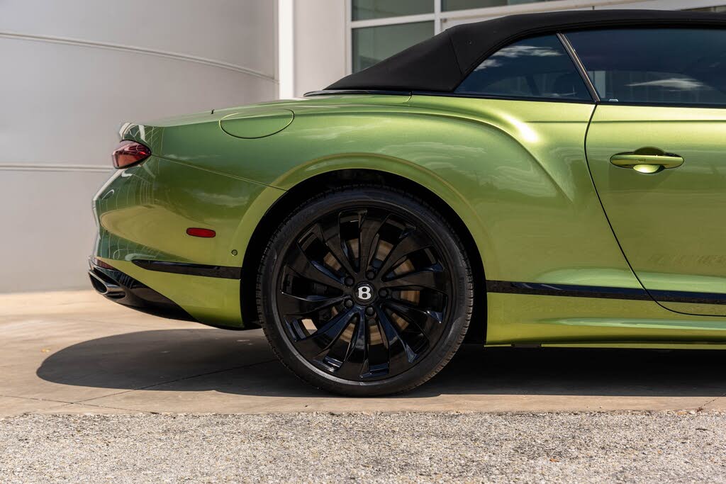 2025 Bentley Continental GTC Black Edition AWD photo 7