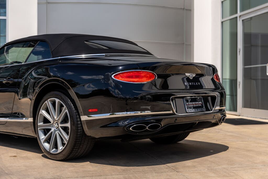 2022 Bentley Continental GTC V8 AWD photo 13