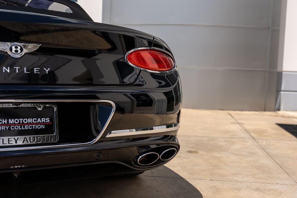 2022 Bentley Continental GTC V8 AWD photo 14