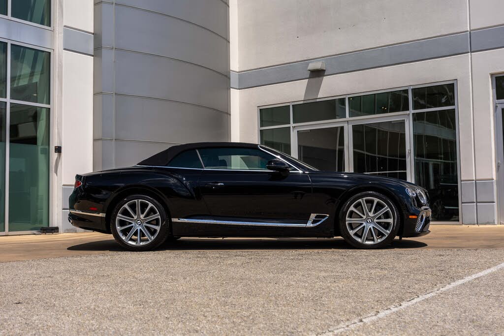 2022 Bentley Continental GTC V8 AWD photo 5