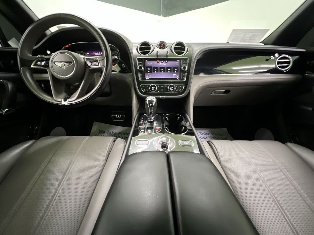 2018 Bentley Bentayga W12 Signature Edition AWD photo 18