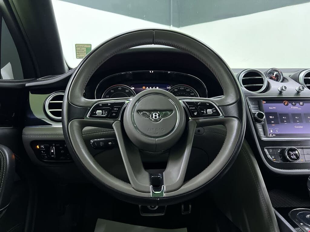 2018 Bentley Bentayga W12 Signature Edition AWD photo 20