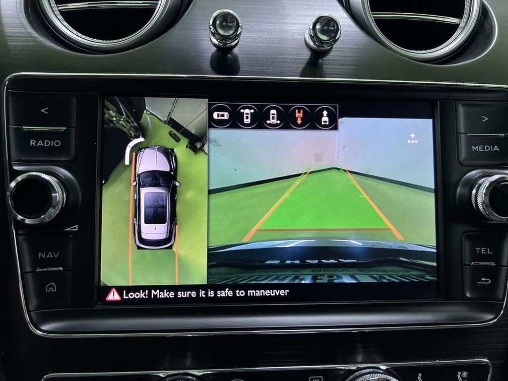 2018 Bentley Bentayga W12 Signature Edition AWD photo 22