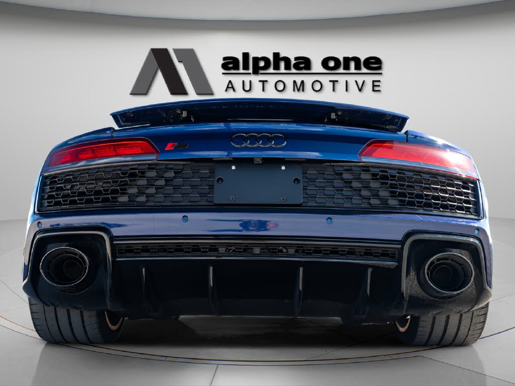 2022 Audi R8 V10 Performance Coupe RWD photo 13 of 24