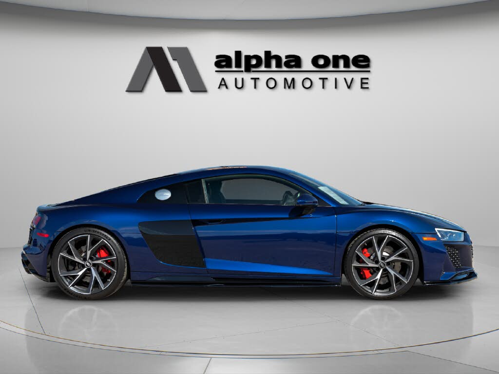 2022 Audi R8 V10 Performance Coupe RWD photo 19 of 24