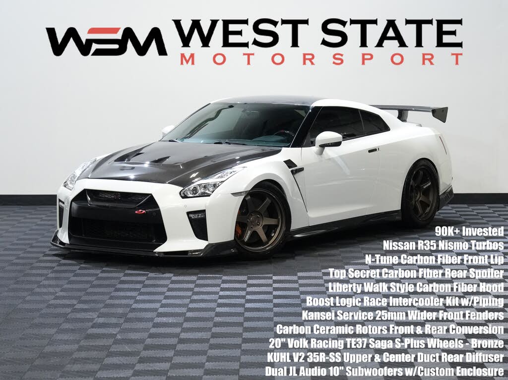 2017 Nissan GT-R Premium - $169,900