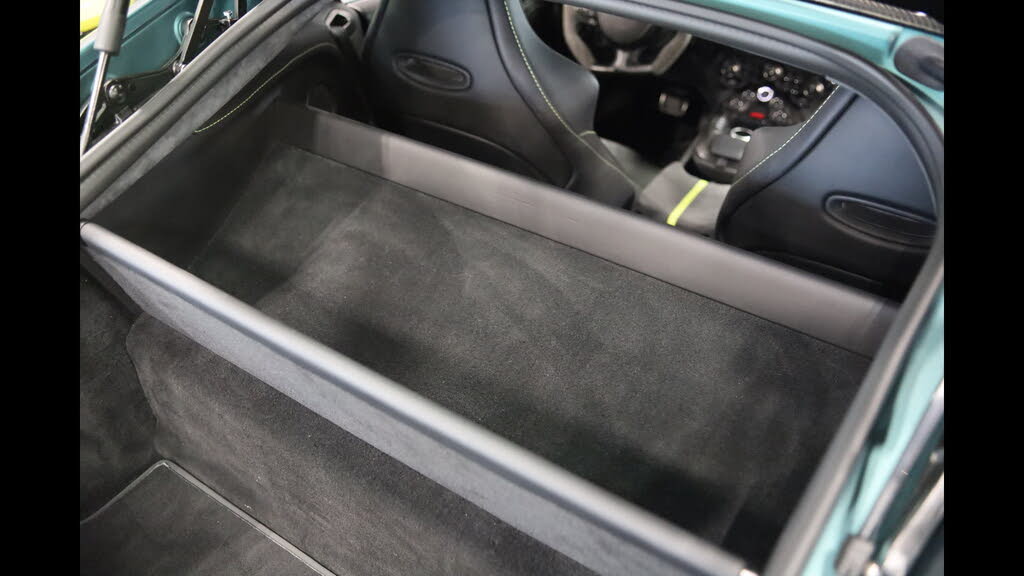 2022 Aston Martin Vantage F1 Edition Coupe RWD photo 8