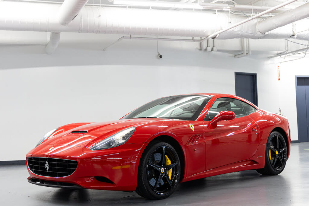 2011 Ferrari California Roadster photo 4