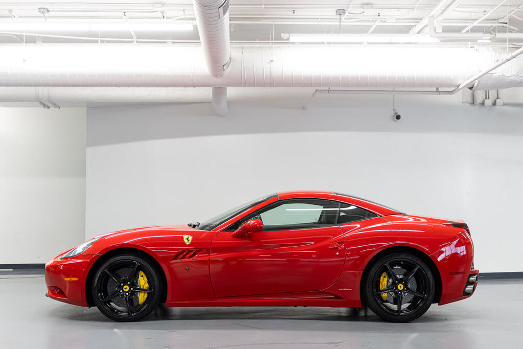 2011 Ferrari California Roadster photo 5