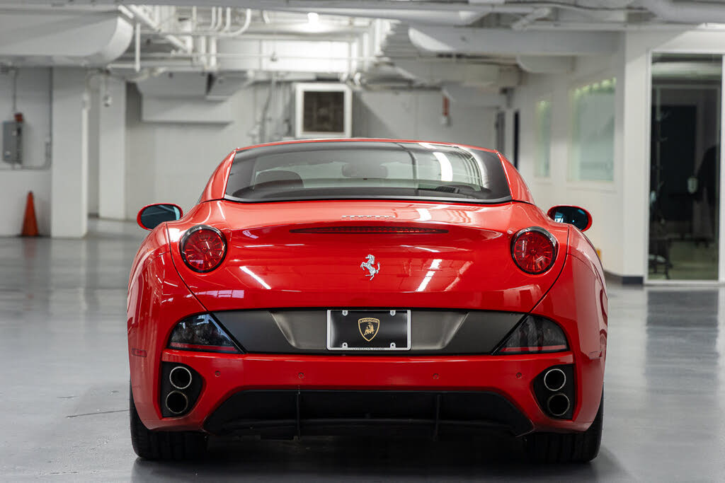2011 Ferrari California Roadster photo 7