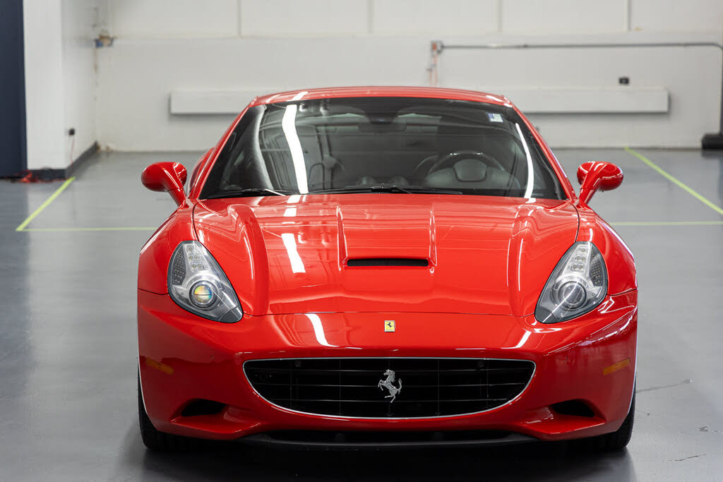2011 Ferrari California Roadster photo 10