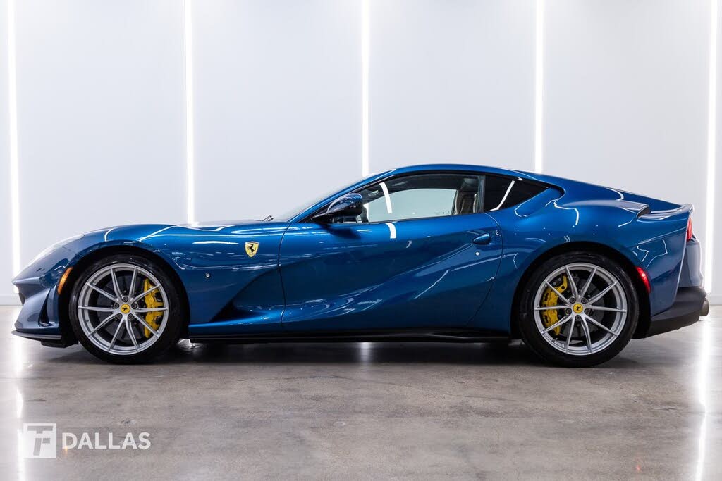 2018 Ferrari 812 Superfast RWD