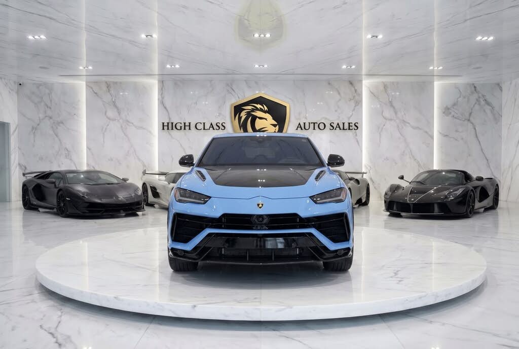 2024 Lamborghini Urus Performante AWD photo 2