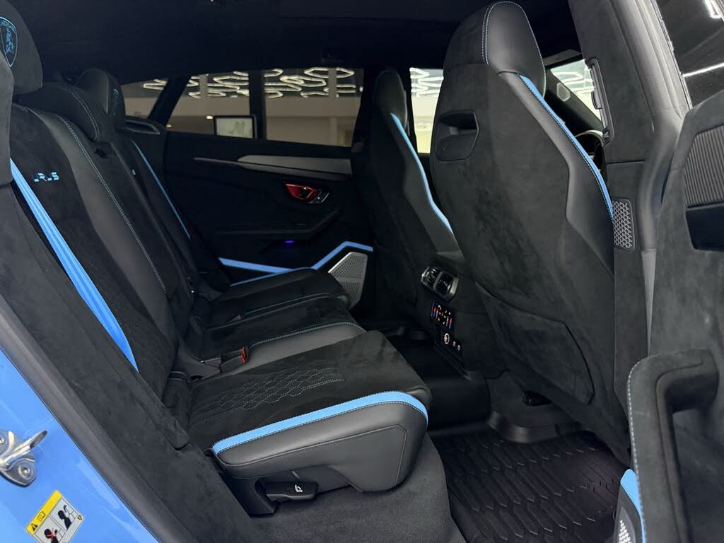 2024 Lamborghini Urus Performante AWD photo 22