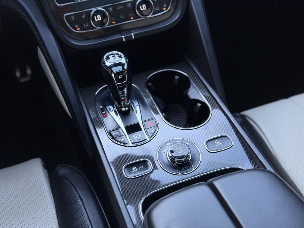 2021 Bentley Bentayga V8 AWD photo 19