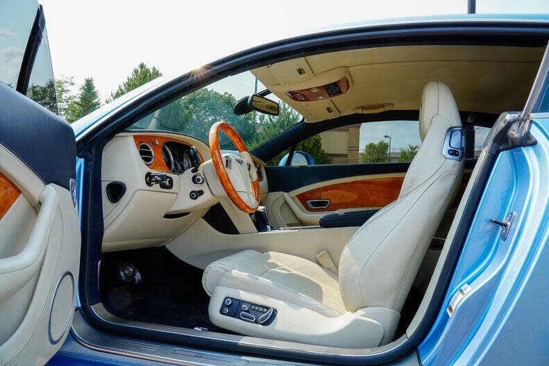 2012 Bentley Continental GT W12 AWD photo 11