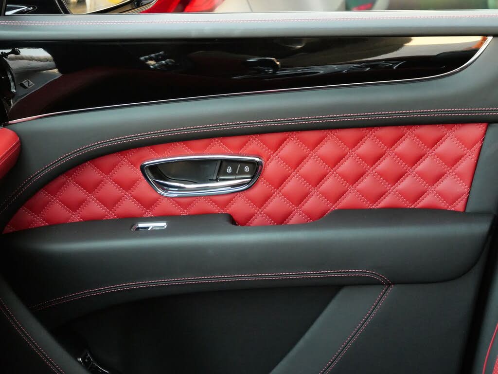 2023 Bentley Bentayga S V8 AWD photo 16