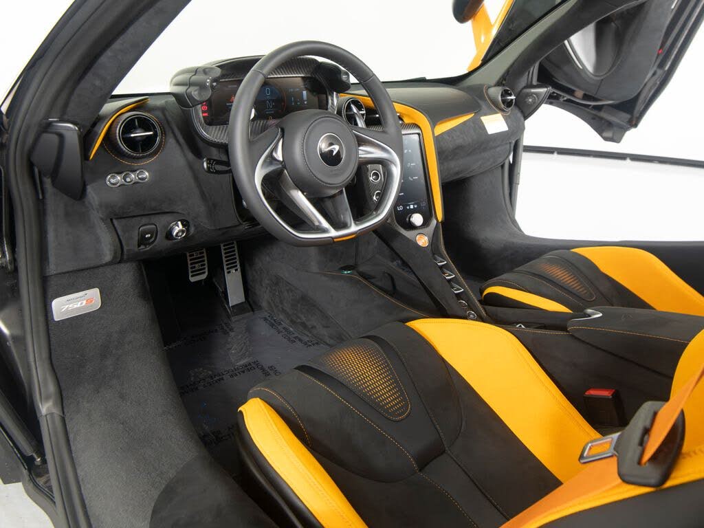 2027 McLaren 750S Spider RWD photo 16