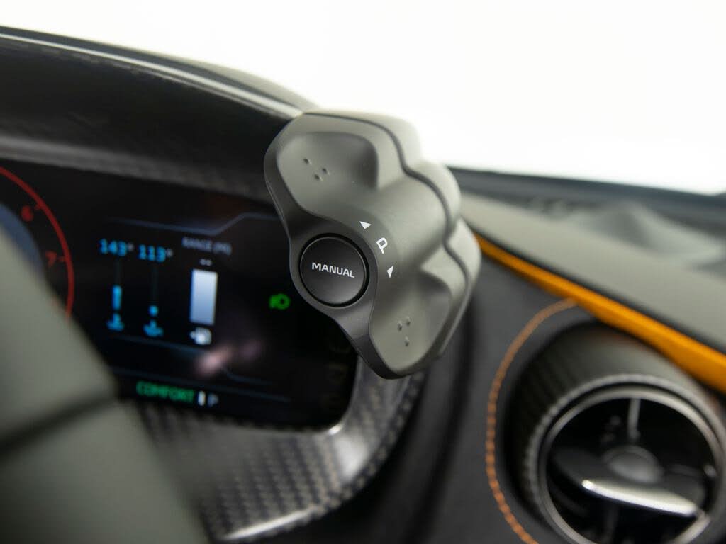2027 McLaren 750S Spider RWD photo 18