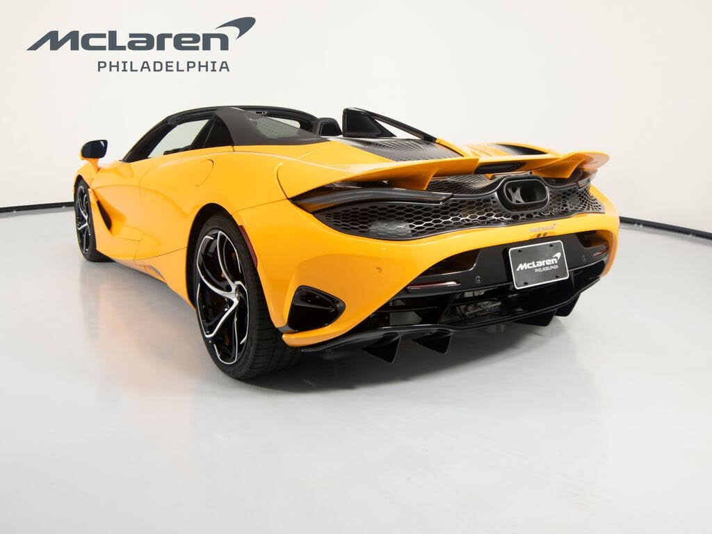 2027 McLaren 750S Spider RWD photo 8