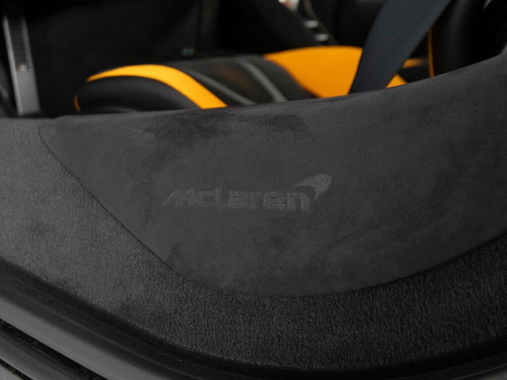 2027 McLaren 750S Coupe RWD photo 15