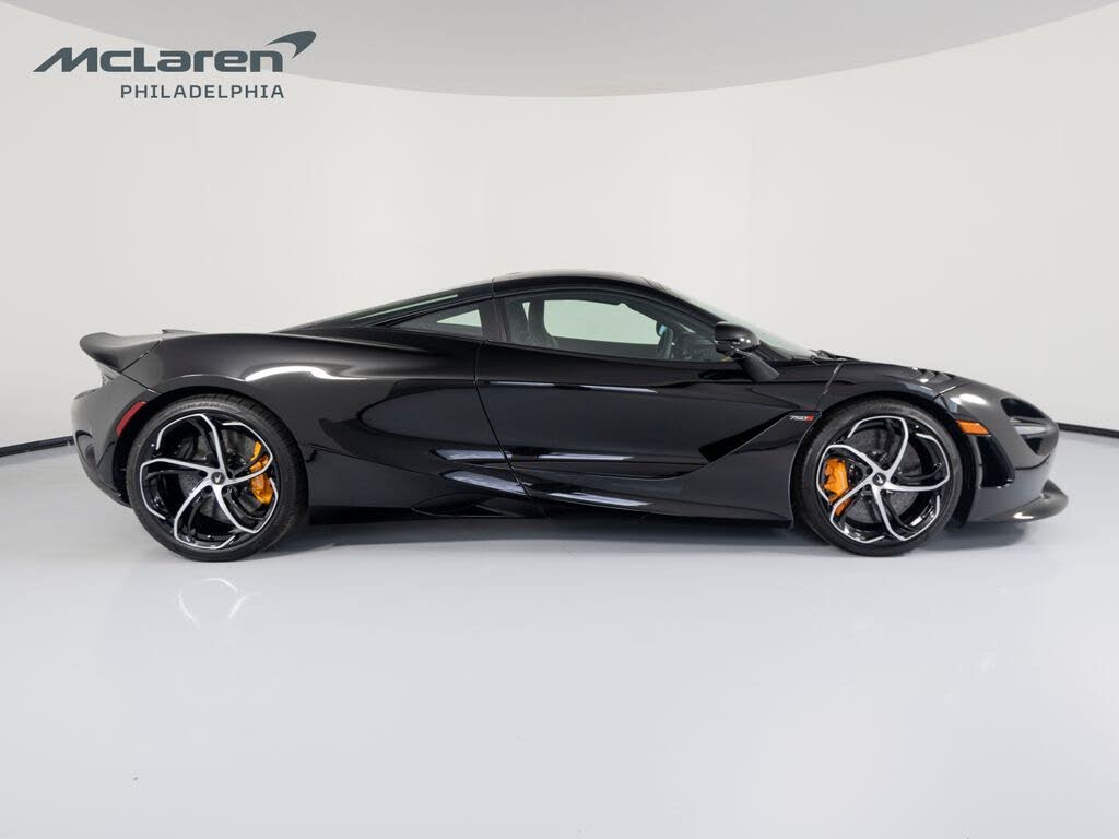 2027 McLaren 750S Coupe RWD photo 6