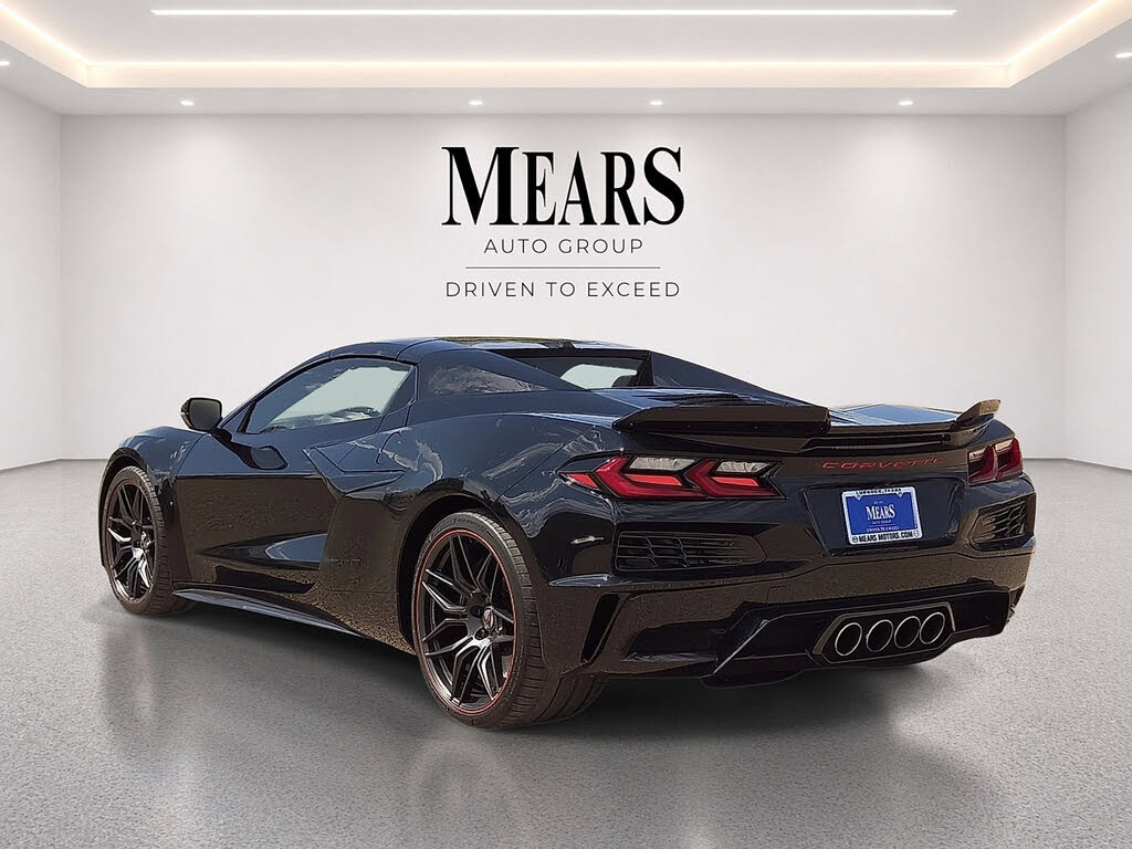 2024 Chevrolet Corvette Z06 3LZ Convertible RWD photo 3